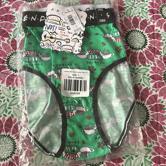 3 pairs Torrid panties - Picture 3 of 4